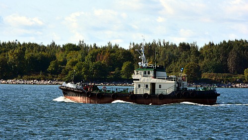 Tallinn
Old ship IKLA but still moving.
Schiffe und Boote
jaanek lips